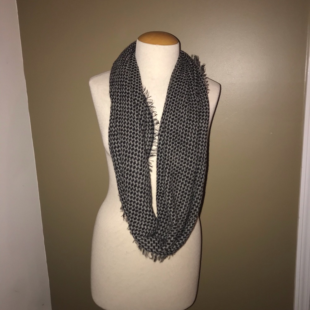 Infinity scarf - Picture 3 of 5